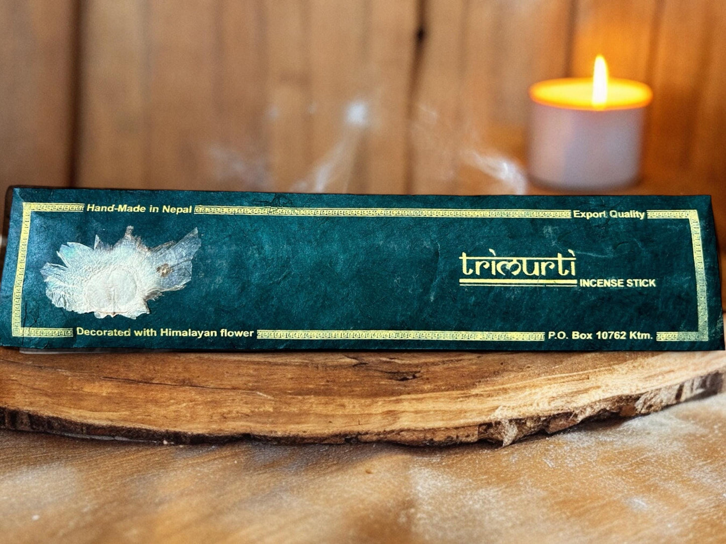 Trimurti Räucherstäbchen | Rotes & Weißes Sandelholz