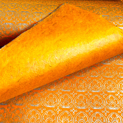 Handgeschöpftes Loktapapier | mit Muster