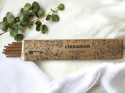 Traditionell handgerollte Räucherstäbchen | mildes Aroma | Sandelholz, Lavendel, Zimt