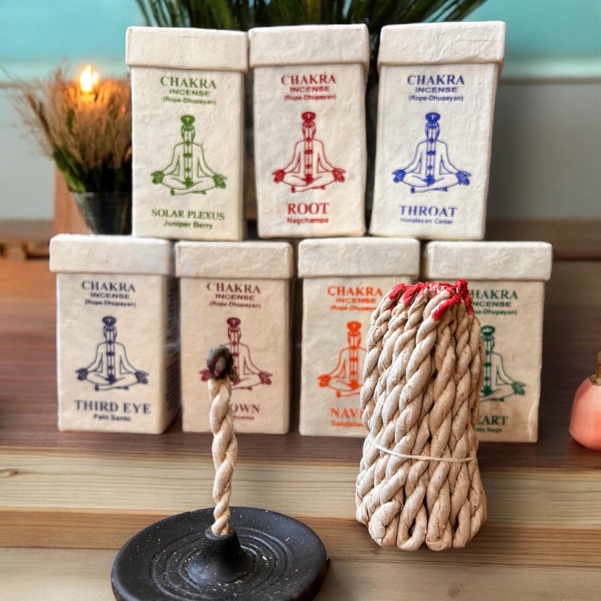 Räucherschnüre Set - Chakra - 7 Sorten + Keramikhalter