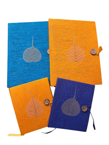 Edles, Handgemachtes Loktapapier Notizbuch mit Blattverzierung aus Nepal | 60 Seiten | Nachhaltiges Tagebuch, Eco Friendly Handmade Journal