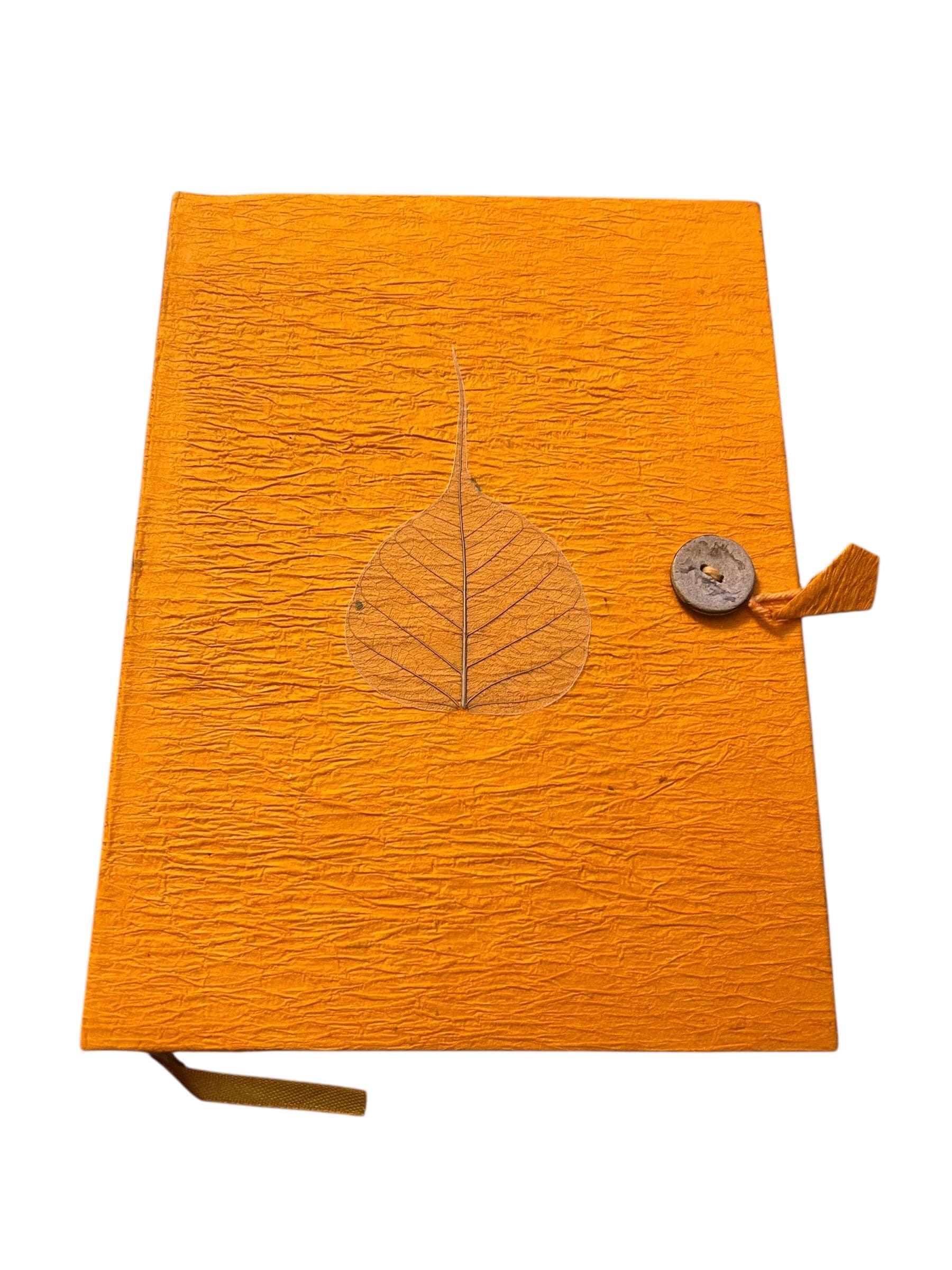 Edles, Handgemachtes Loktapapier Notizbuch mit Blattverzierung aus Nepal | 60 Seiten | Nachhaltiges Tagebuch, Eco Friendly Handmade Journal