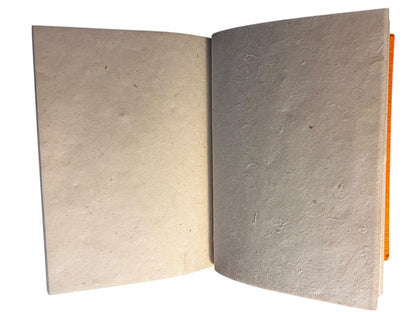 Edles, Handgemachtes Loktapapier Notizbuch mit Blattverzierung aus Nepal | 60 Seiten | Nachhaltiges Tagebuch, Eco Friendly Handmade Journal