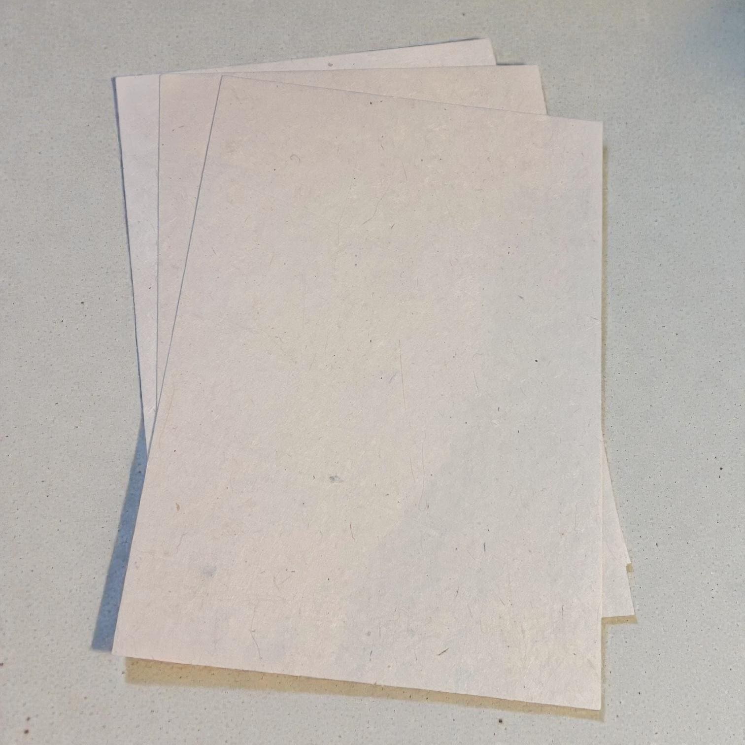 Lokta Papier A4 naturweiß – handgeschöpft in Nepal (40 gsm & 150 gsm) | DIY, Drucken, Karten, Journaling | 5/10/20 Blatt