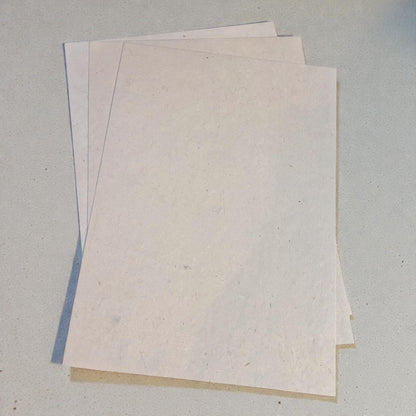 Lokta Papier A4 naturweiß – handgeschöpft in Nepal (40 gsm & 150 gsm) | DIY, Drucken, Karten, Journaling | 5/10/20 Blatt