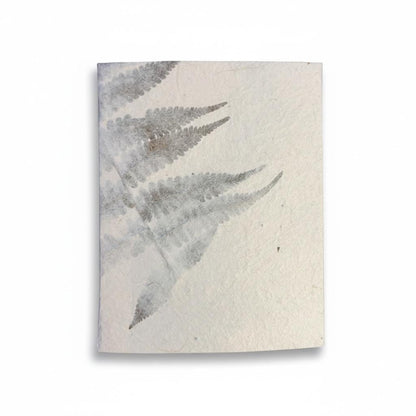 Handgemachtes Loktapapier Notizbuch „Fern“ mit echten Pflanzenblättern | aus Nepal | 40 Seiten | Nachhaltiges Tagebuch, Eco Friendly Journal