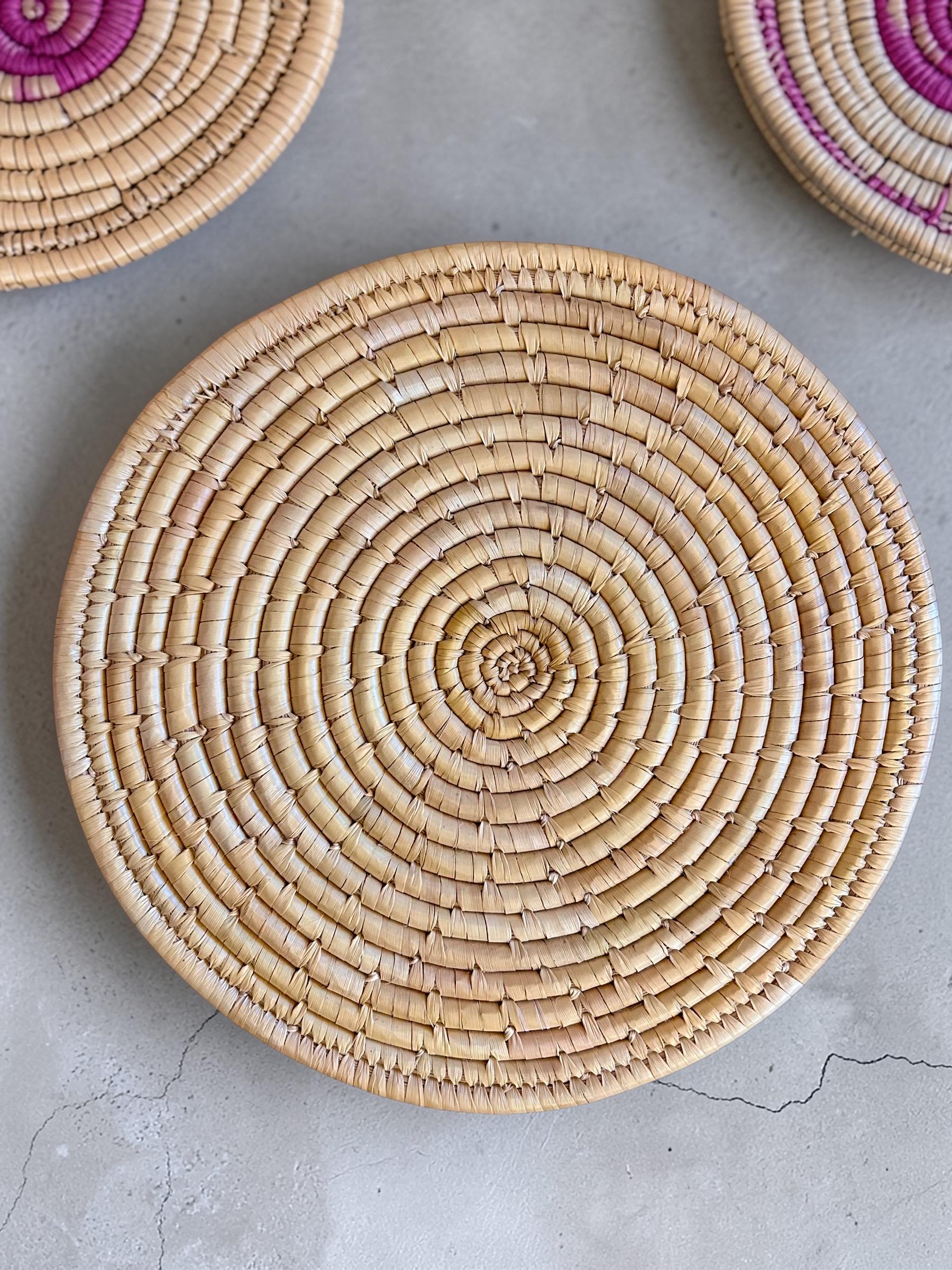 Boho Untersetzer & Wanddeko aus Naturfasern | Handgeflochten | Topfuntersetzer | Fair Trade aus Nepal | Moonj + Kansh Deko