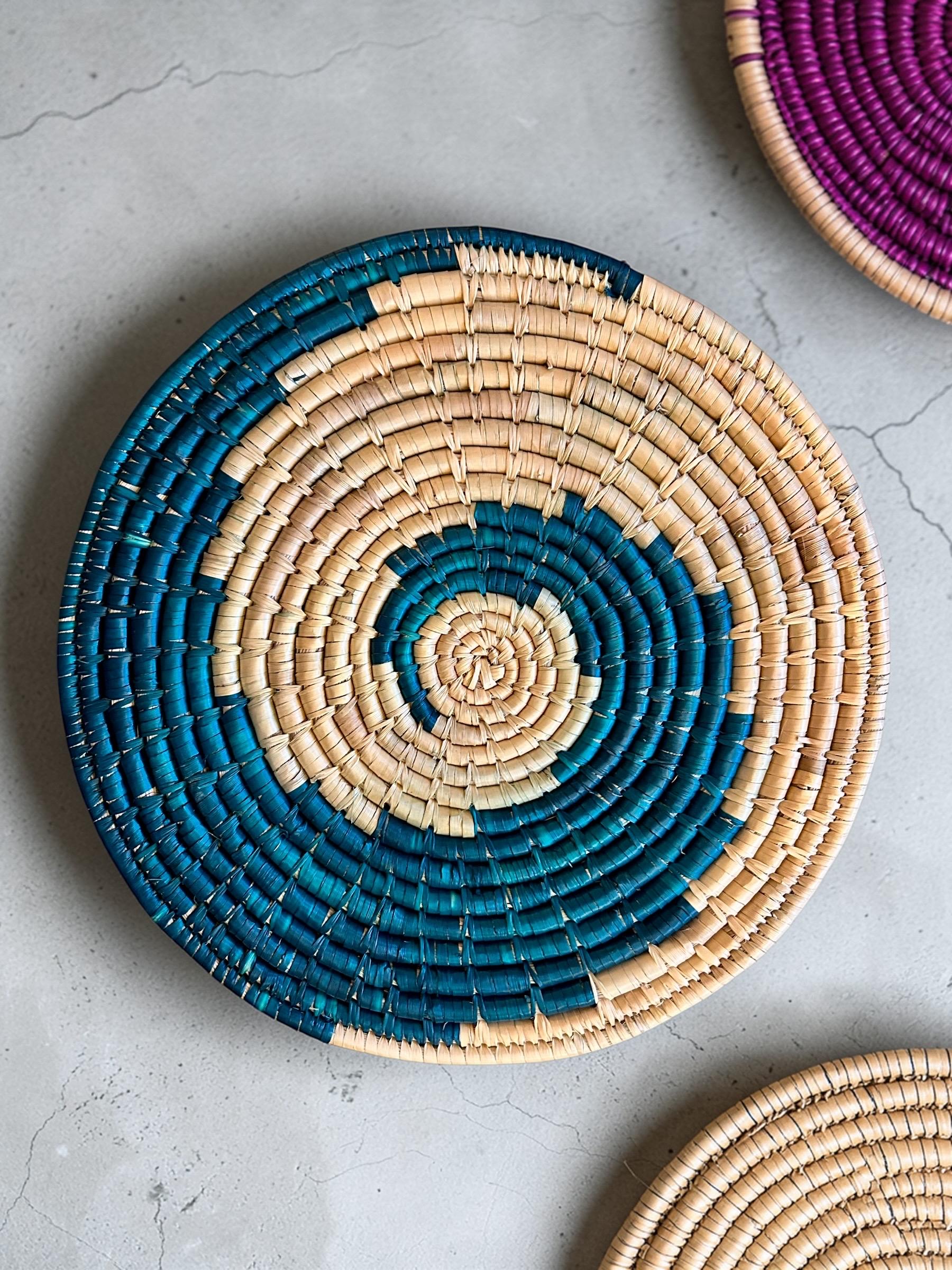 Boho Untersetzer & Wanddeko aus Naturfasern | Handgeflochten | Topfuntersetzer | Fair Trade aus Nepal | Moonj + Kansh Deko
